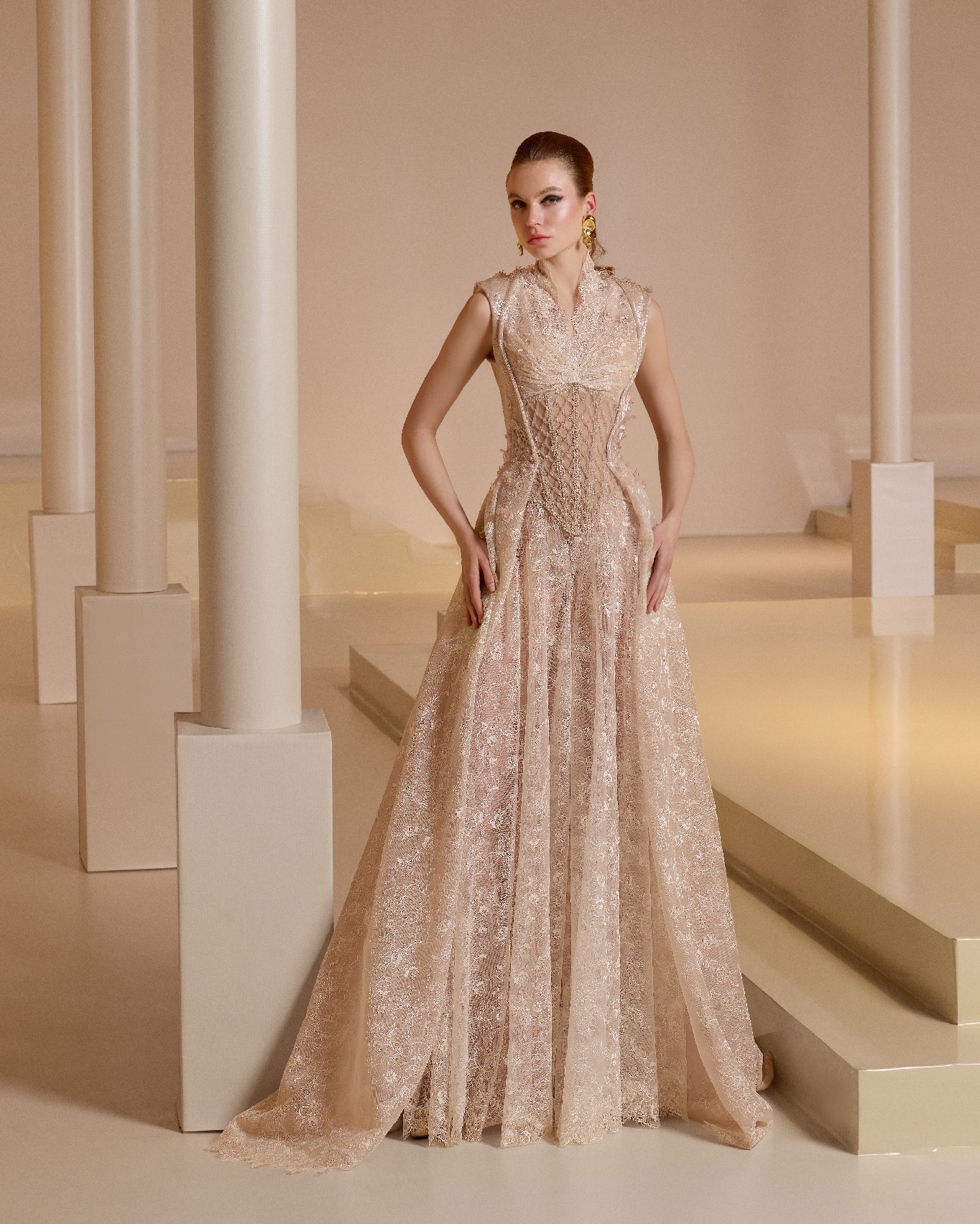 René 2026春コレクション　アイボリー フリルジレ Nicolas Jebran — Spring/Summer 2026